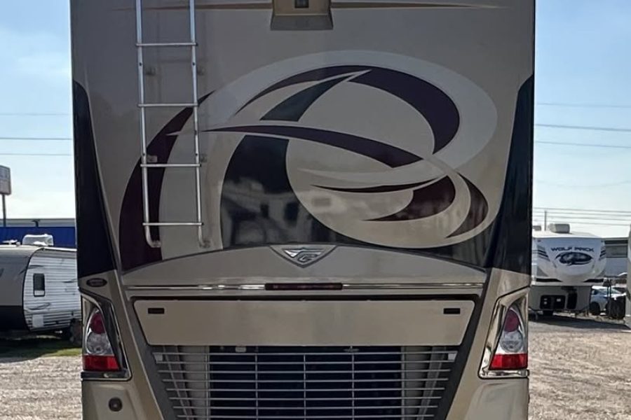 2017 Fleetwood Discovery 40G