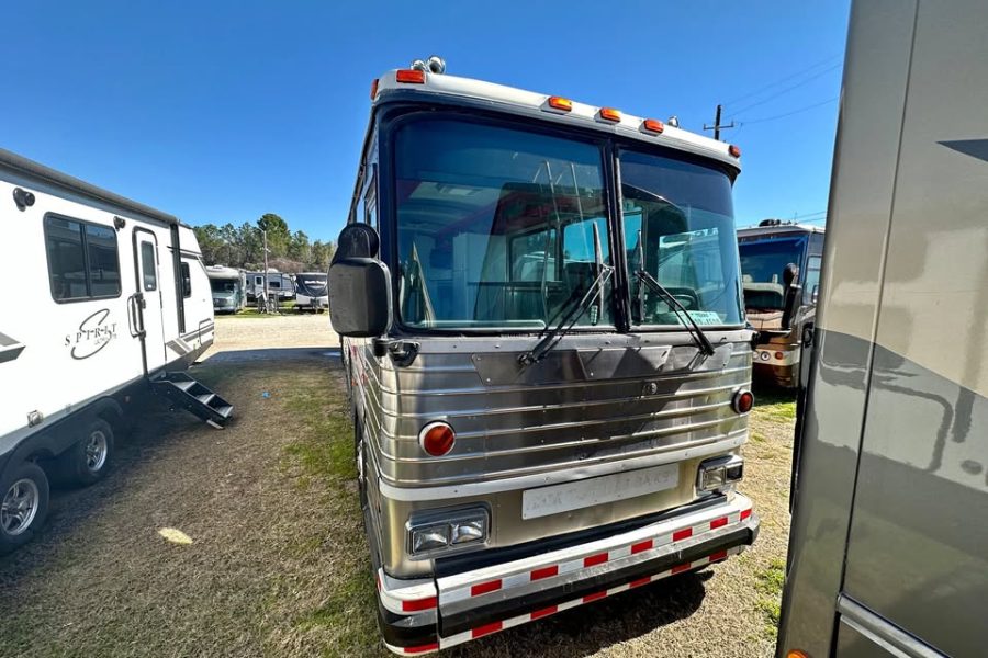 1994 MCI food / bbq bus