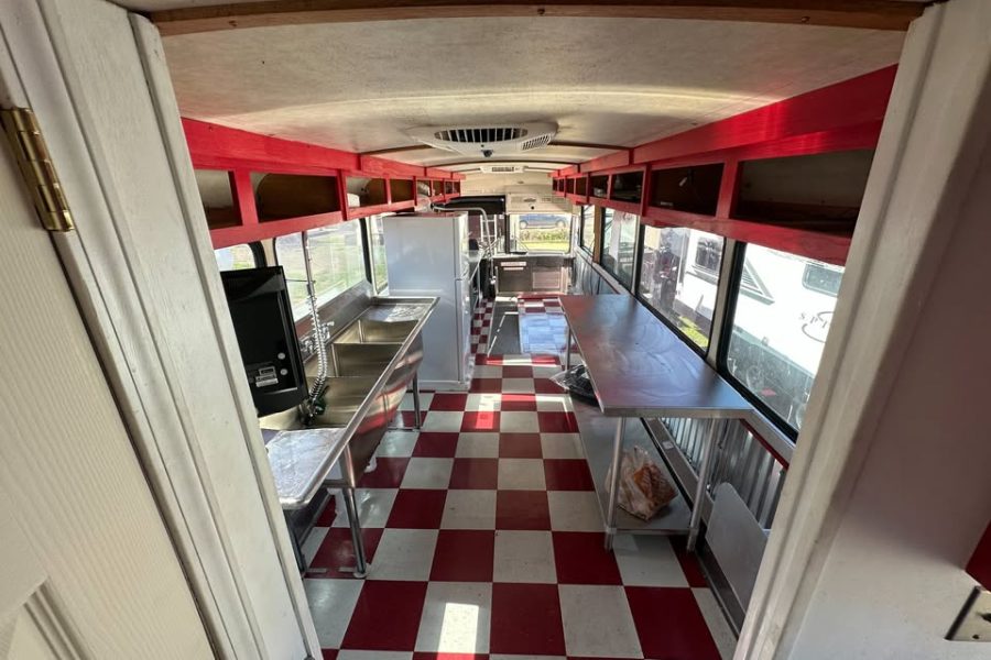1994 MCI food / bbq bus