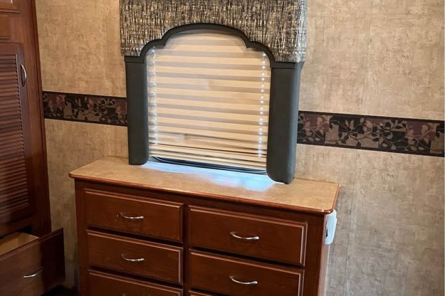 2008 Fleetwood Bounder