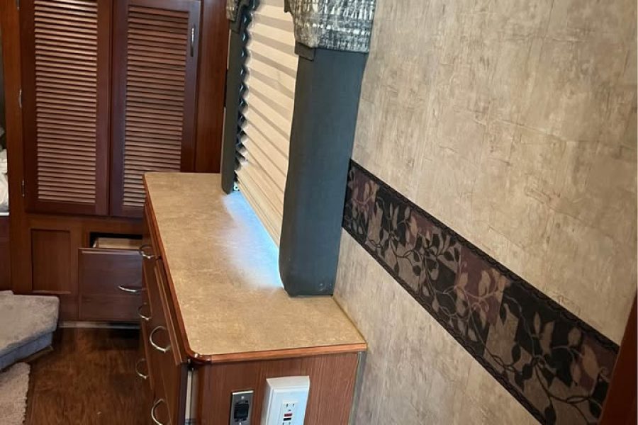 2008 Fleetwood Bounder