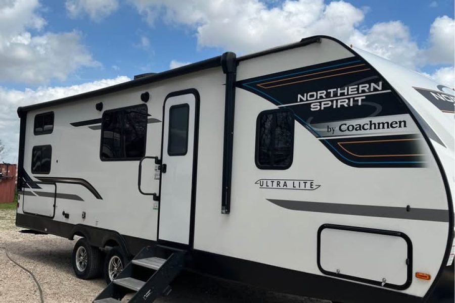 2022 Coachmen Northern Spirit Ultra Lite