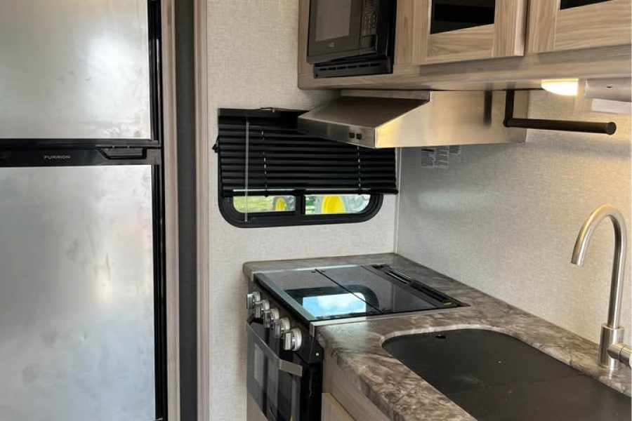 2022 Coachmen Northern Spirit Ultra Lite