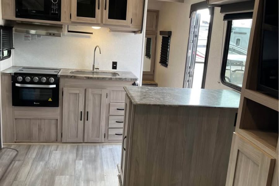 2022 Coachmen Northern Spirit Ultra Lite