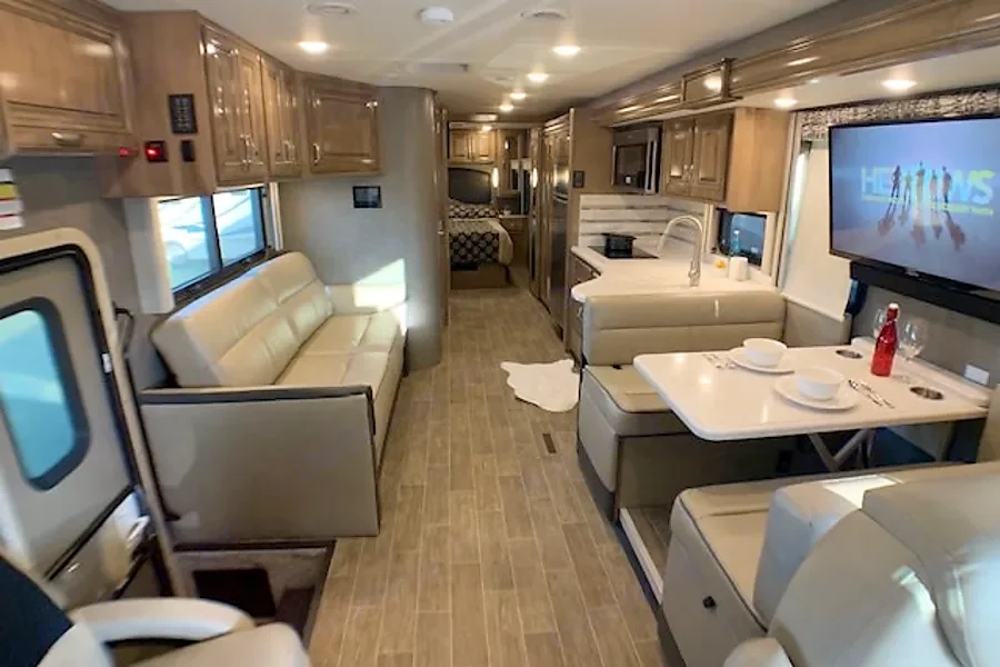 2020 Thor Palazzo
