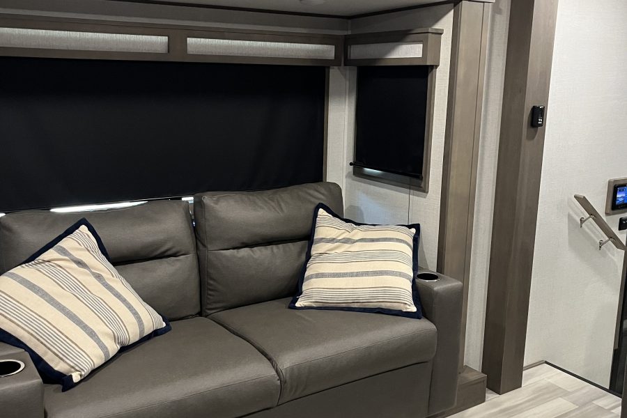 2023 Grand Design Solitude 380FL
