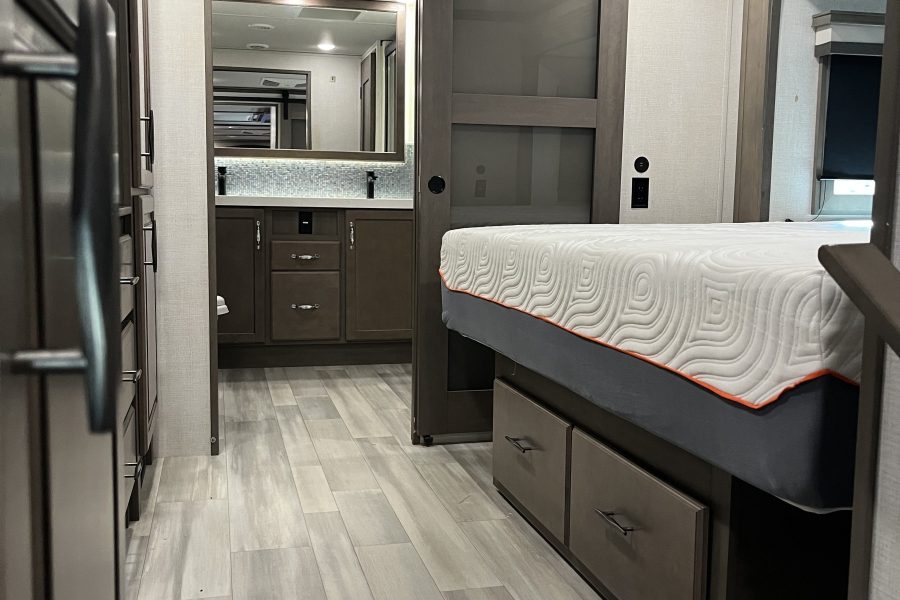2023 Grand Design Solitude 380FL