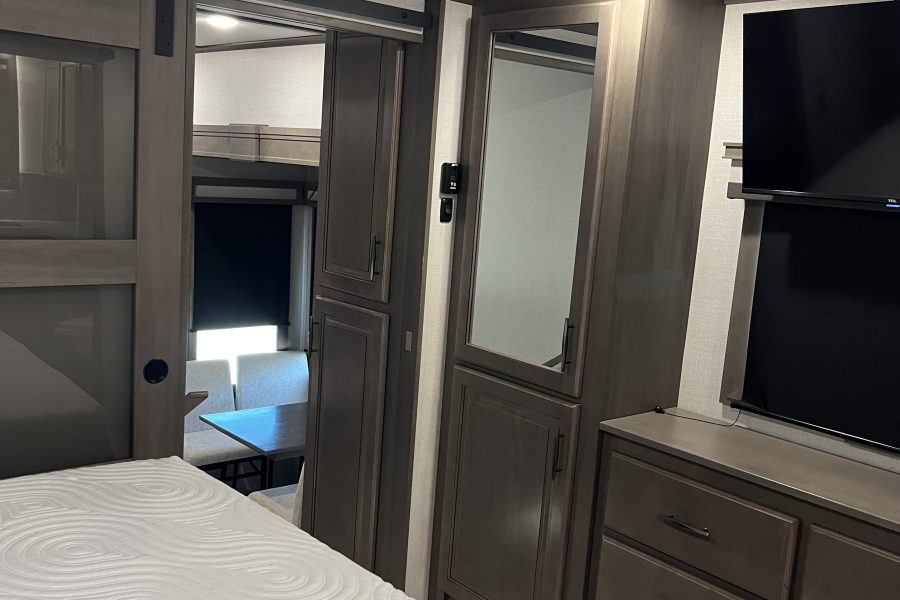 2023 Grand Design Solitude 380FL